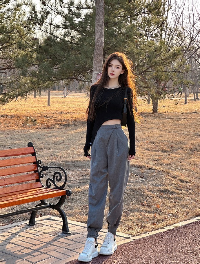 詹妮弗·加纳新剧凭什么是完美沙滩伴侣？八个女人一场周末就够了 配图